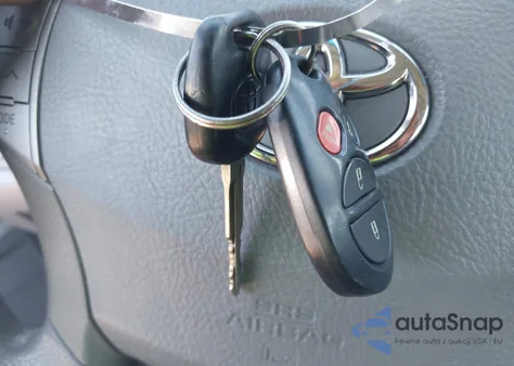 2005 Toyota Avalon Xl from USA, damaged, VIN 4T1BK36B05U028888